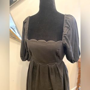 o.p.t. scalloped Dreas